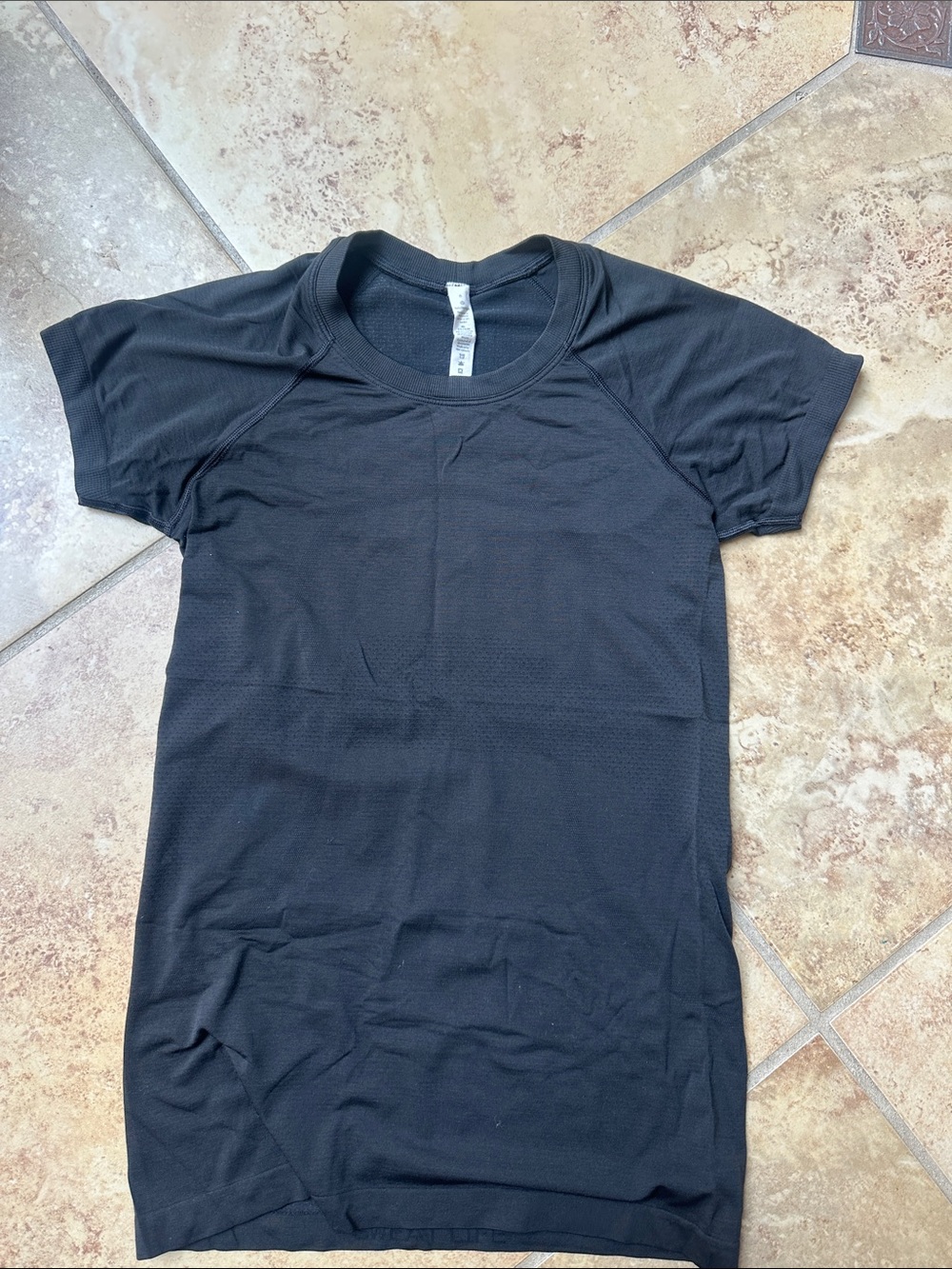 Lululemon Black Short Sleeve Tee